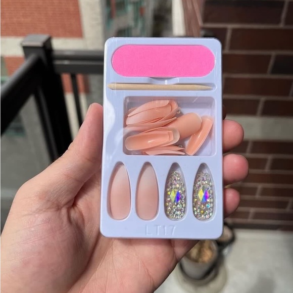 ‘Perfect Nail’ Press On Nails 💅🏼 - Picture 6 of 9